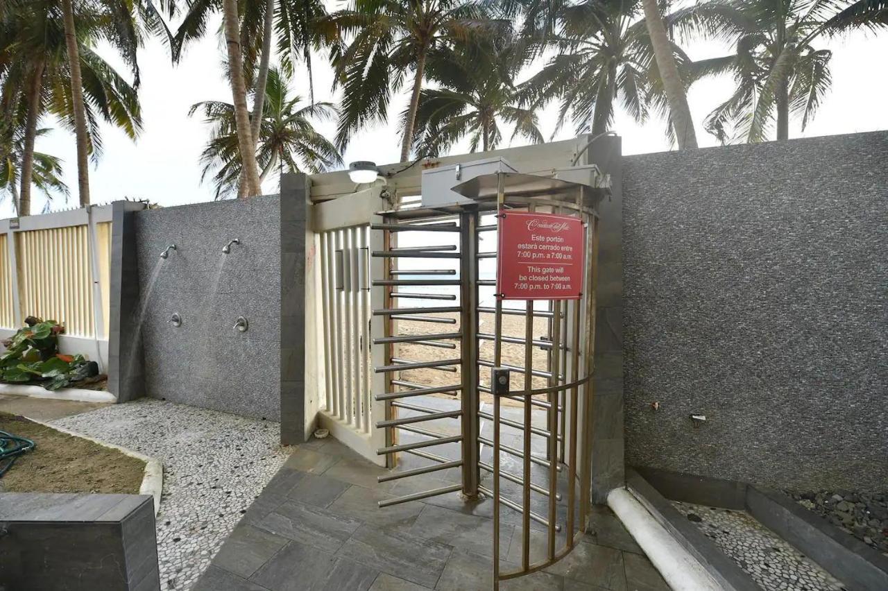 Kasa Brisa Marina Ocean View Balcony Beachfront San Juan Exterior photo