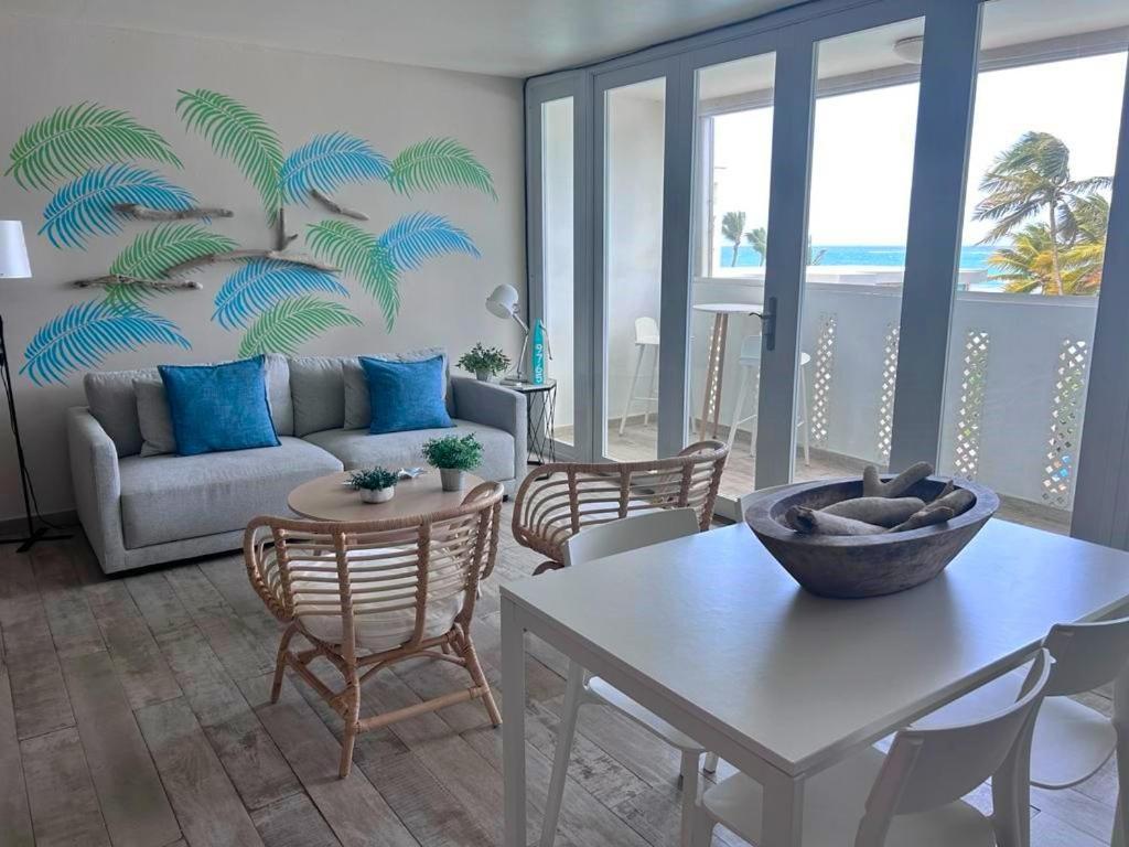 Kasa Brisa Marina Ocean View Balcony Beachfront San Juan Exterior photo